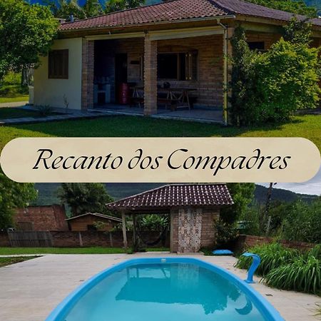 Recanto Dos Compadres - Hospedagem プライア・グランデ エクステリア 写真